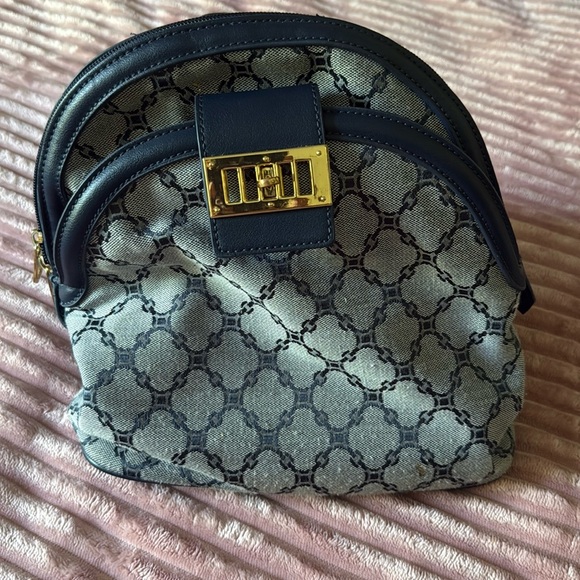 Handbags - Just Fab Backpack Purse